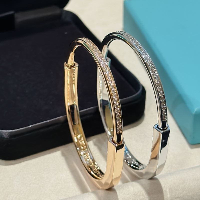 T*f*ny bracelets